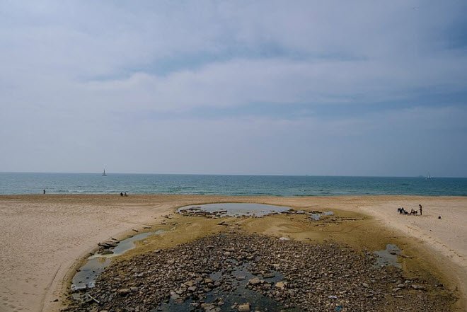 Yud-Alef Beach, Israel